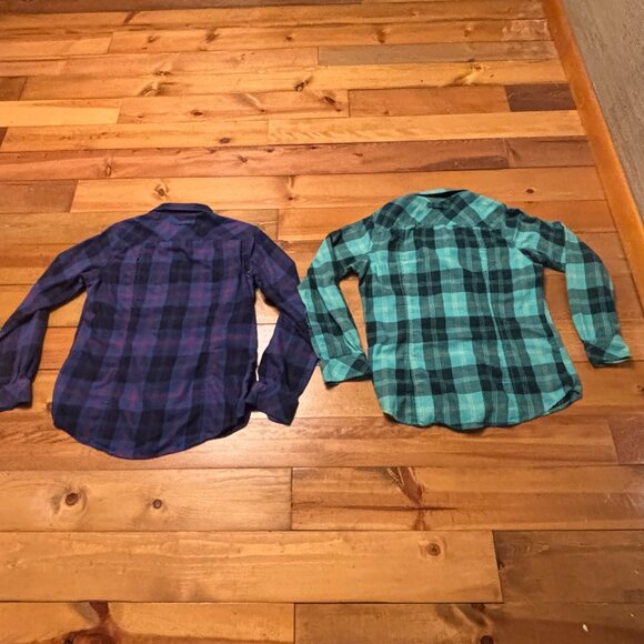 Set of Duluth Trading Co Flannel Shirts - Picture 2 of 8
